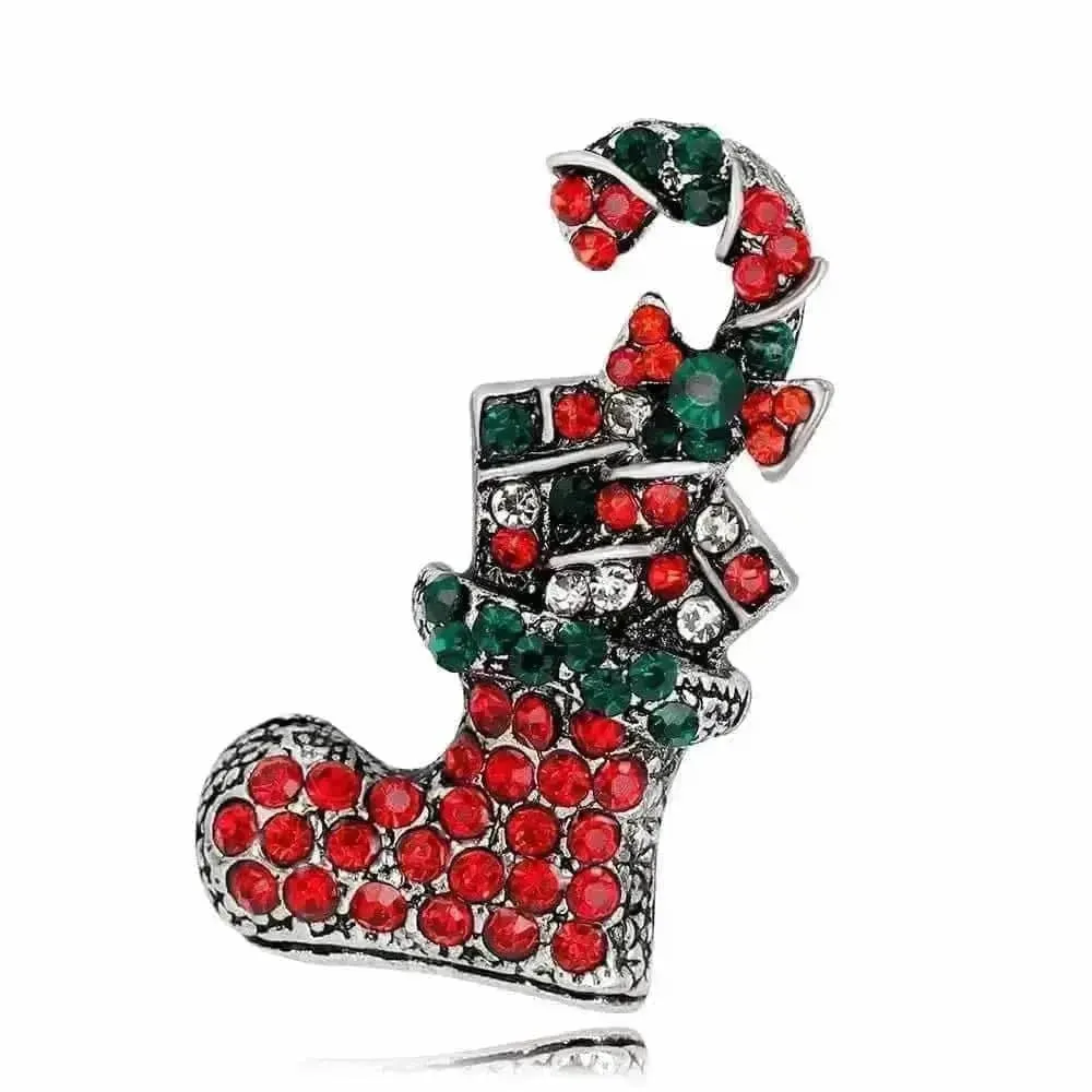 🌟 Alloy Christmas Brooch with Leaf Garland - Sparkle in Holiday Style 🌟