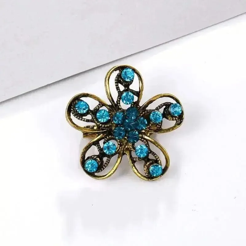 🌟 Alloy Rhinestone Small Pin Brooch - Floral Elegance in Fashion 🌟