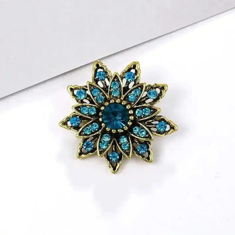 🌟 Alloy Rhinestone Small Pin Brooch - Floral Elegance in Fashion 🌟