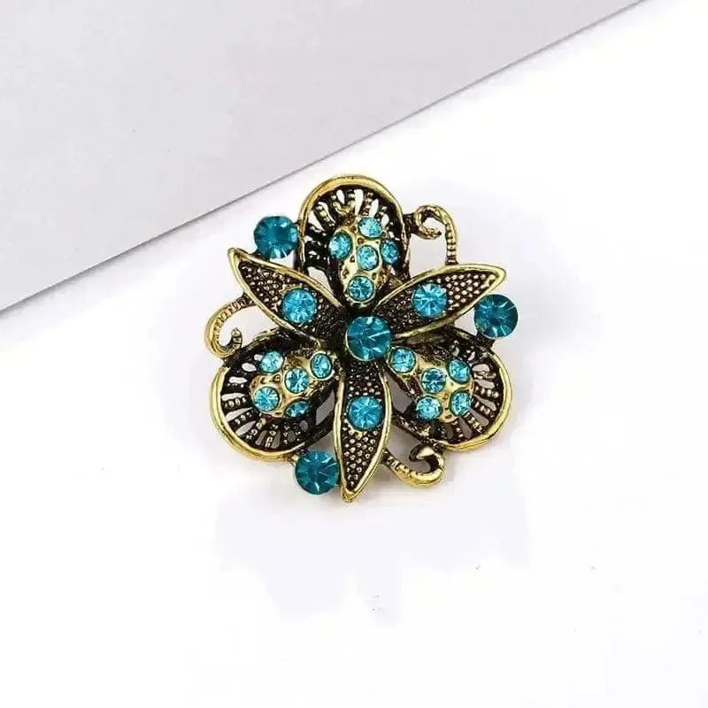 🌟 Alloy Rhinestone Small Pin Brooch - Floral Elegance in Fashion 🌟