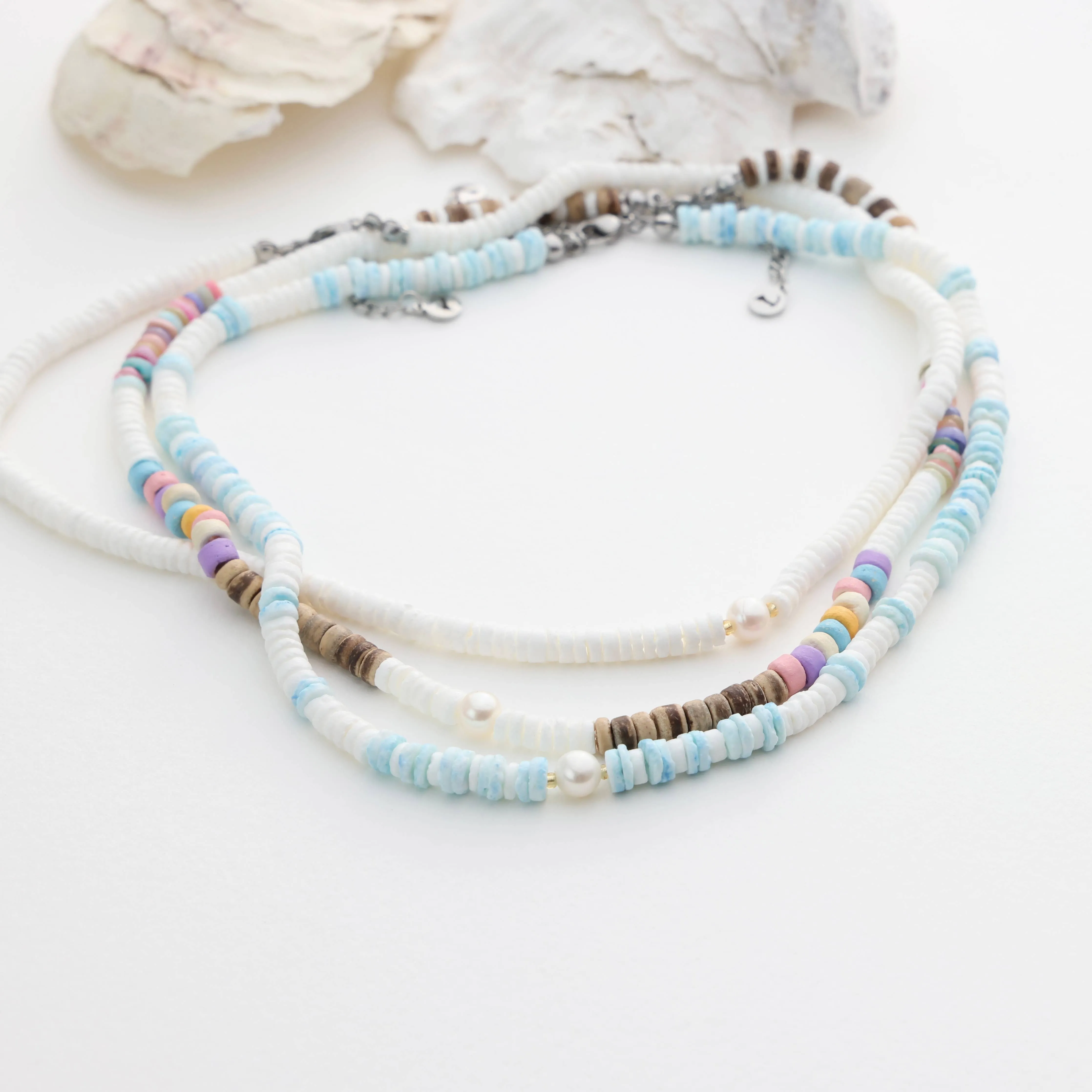 Puka Shell Ocean Breeze Choker Necklace SKY: Assortment