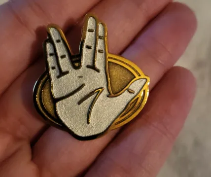 Star Trek Live Long Prosper Enamel Pin / Brooch (2016)